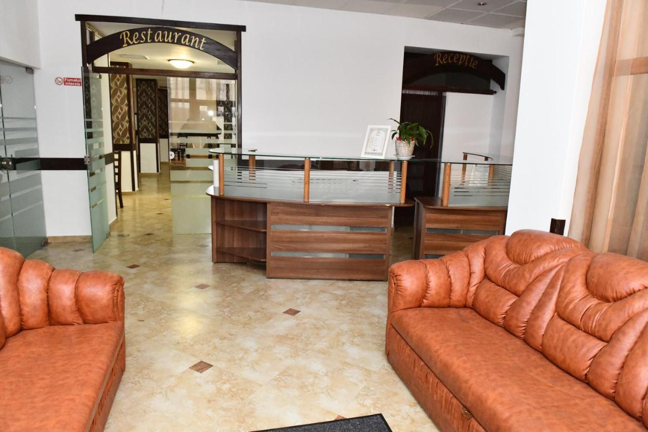 Motel Minerva Tirgu Ocna Ngoại thất bức ảnh