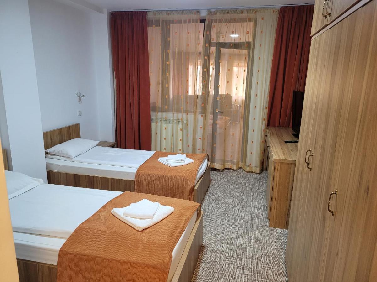 Motel Minerva Tirgu Ocna Ngoại thất bức ảnh