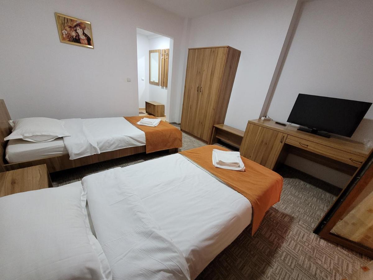 Motel Minerva Tirgu Ocna Ngoại thất bức ảnh