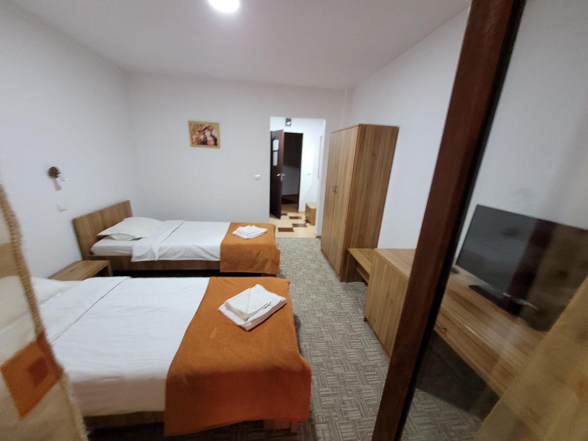 Motel Minerva Tirgu Ocna Ngoại thất bức ảnh