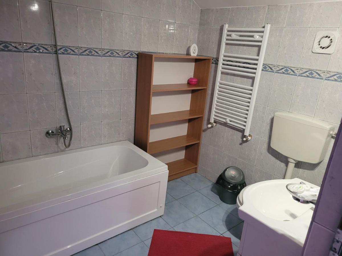 Motel Minerva Tirgu Ocna Ngoại thất bức ảnh